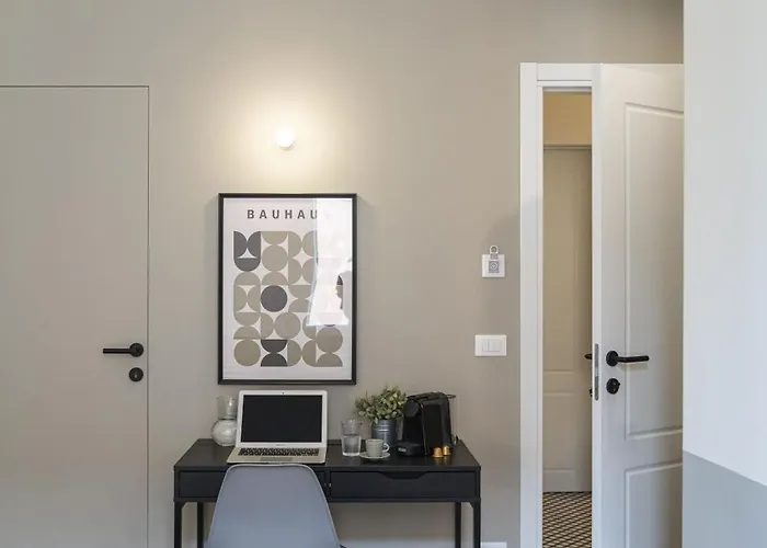 לינה וארוחת בוקר Luz 03 3*